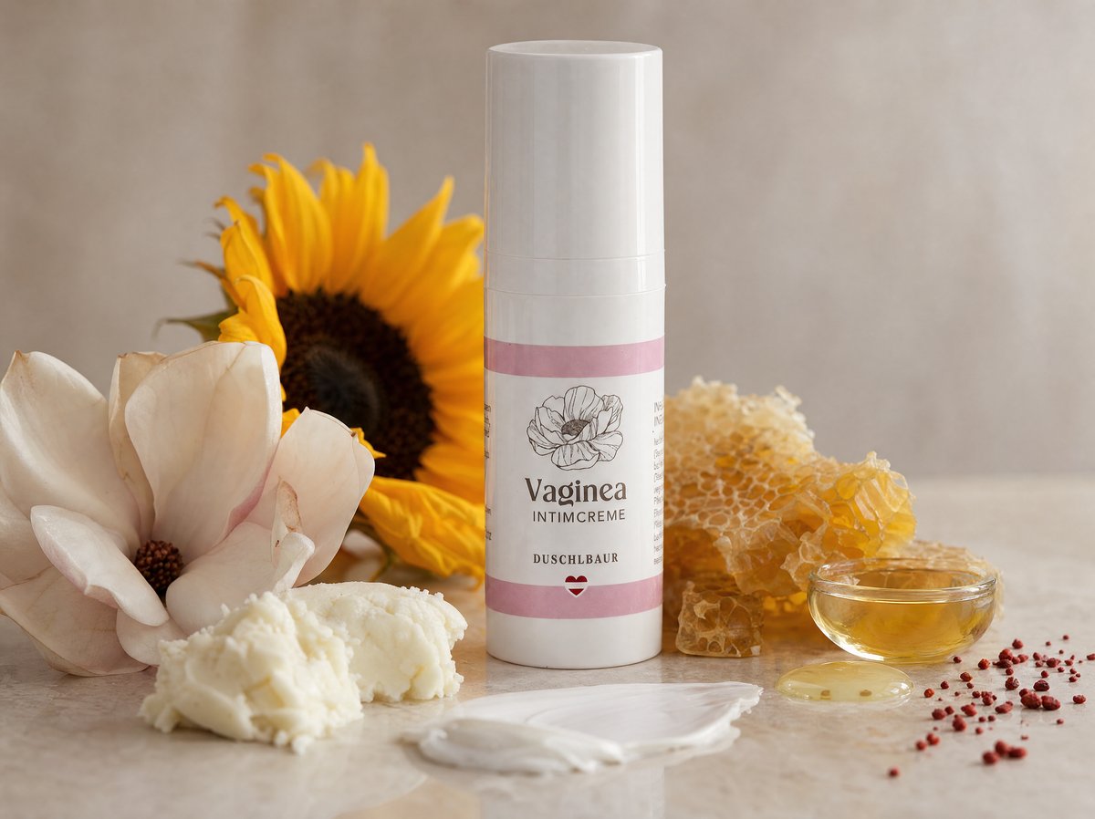 VAGINEA® Intimcreme mit natürlichen Inhaltsstoffen: Sonnenblume, Magnolie, Sheabutter, Bienenwabe und Öl